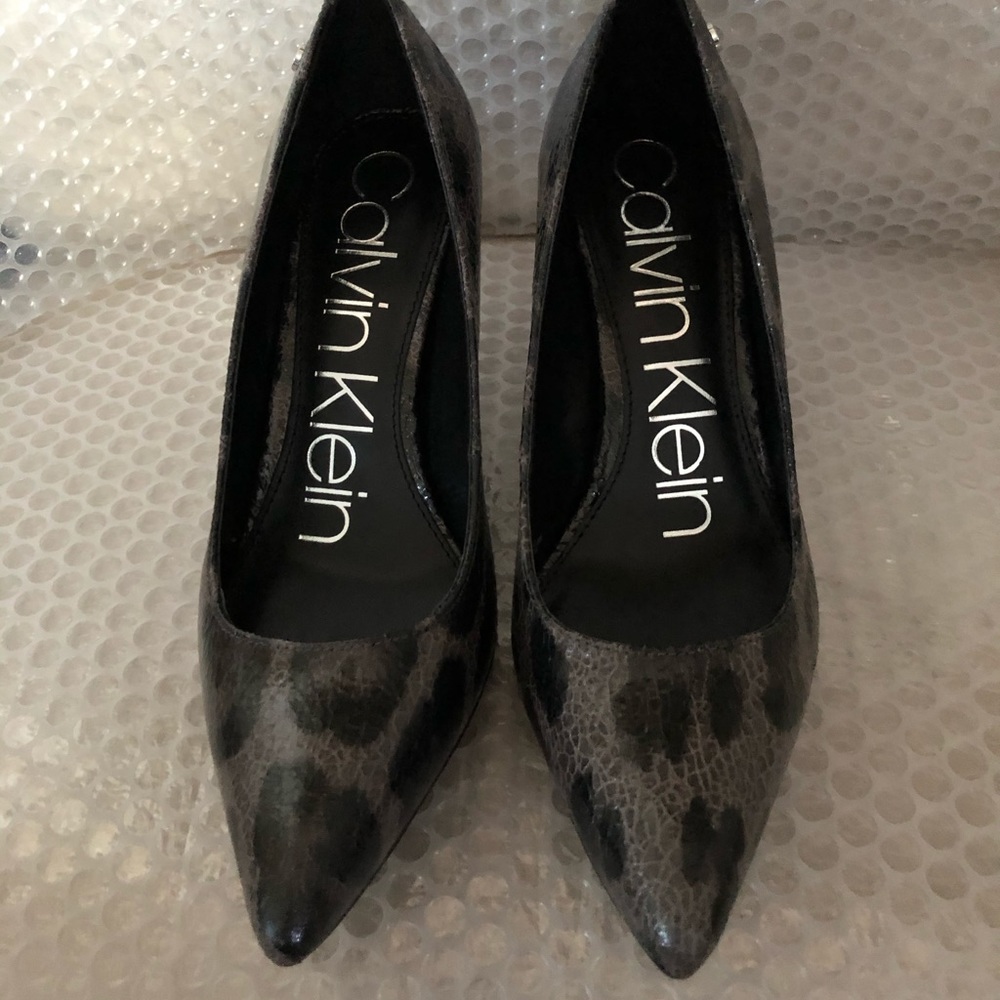 Calvin Klein Leopard Pumps